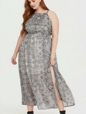 Torrid Black & White Ikat Chiffon Spaghetti Strap Maxi Dress